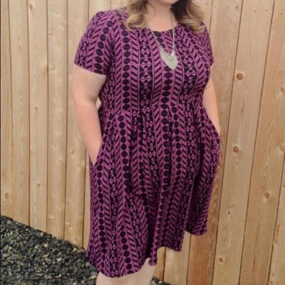 Flowers and Arrows Lularoe Amelia Dress - Picture 5 of 5